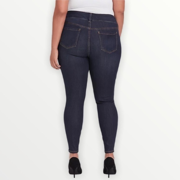 TORRID Dark Wash Super Stretch Jegging sz 20S - Picture 2 of 13